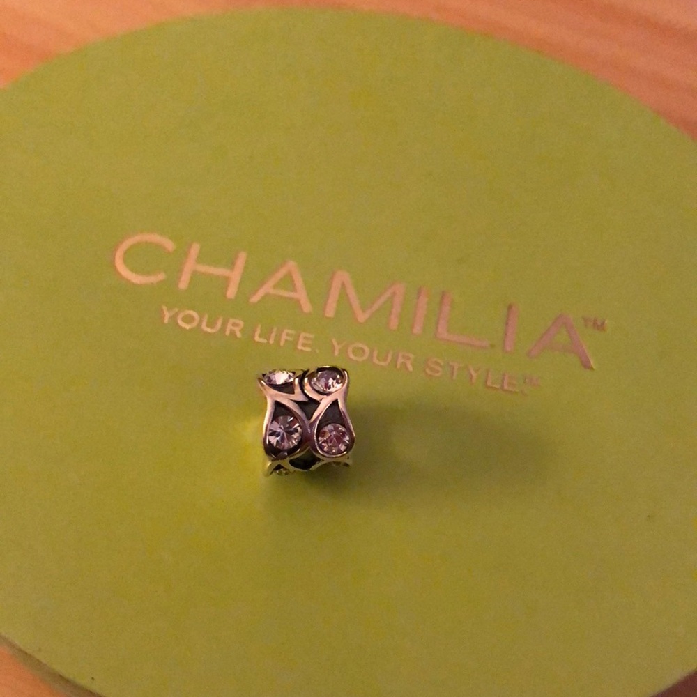 925 Chamilia clear paisley charm